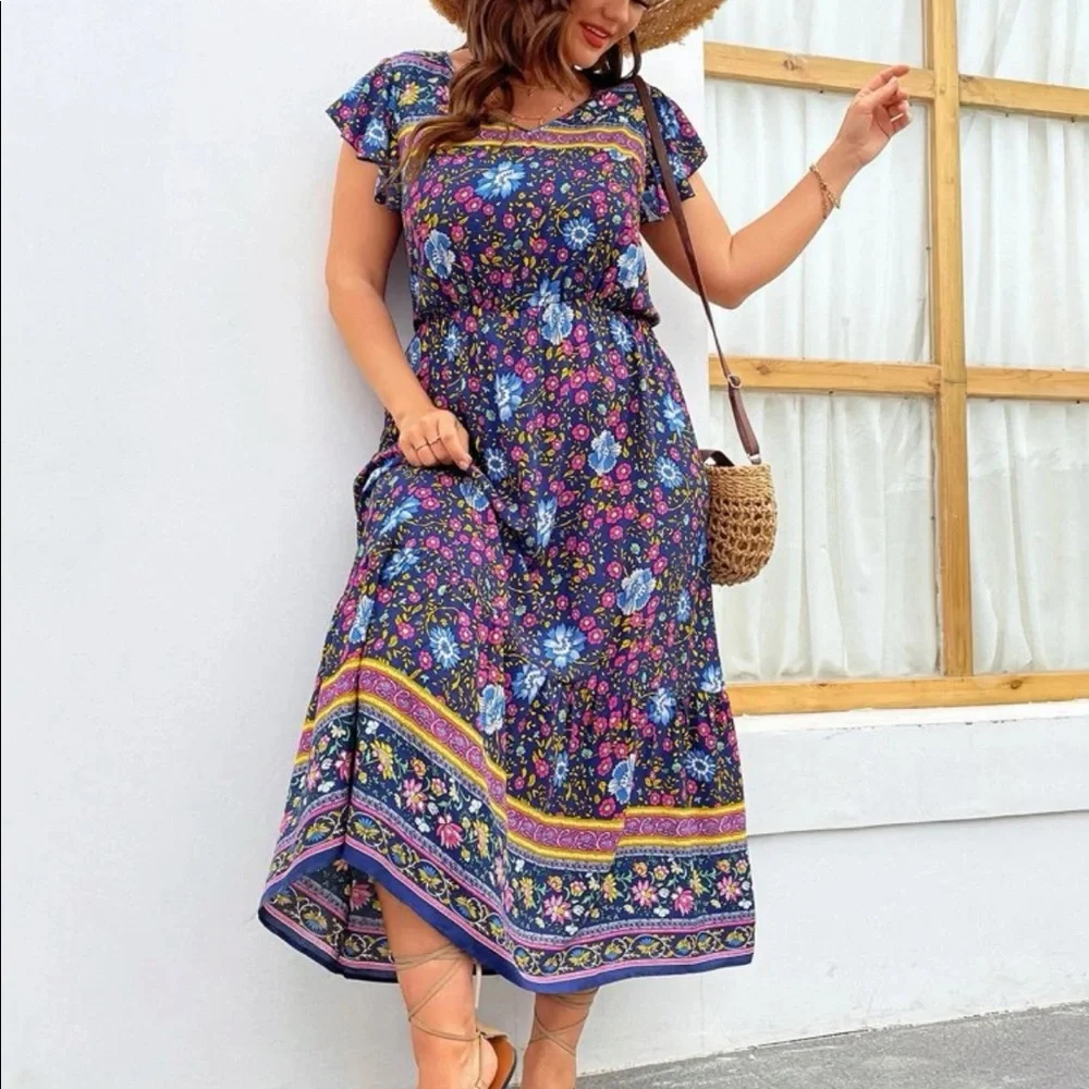 Plus size boho floral print V neck maxi dress - Picture 5 of 7